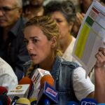 Lilian Tintori participa en una rueda de prensa este miércoles 2 de noviembre de 2016, en Caracas (Venezuela)