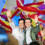 Pablo Casado acompañó ayer a Juanma Moreno en el primer acto de precampaña del PP en Málaga