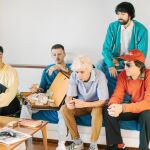 Pimp Flaco (con el maletín) junto a los miembros de Astra, con los que ha formado Cupido