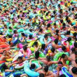 Mar Muerto es el nombre de la piscina más grande del mundo que está en China. Puede acoger hasta 10.000 bañistas