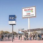 El año pasado se realizó un primer piloto con dos autobuses. Uno con trayecto desde Valladolid a Madrid, pasando por Tordesillas y Medina del Campo, y otro desde Salamanca, que realizó parada en Ávila y Collado Villalba