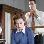 Daniel Grao y Marta Etura en una imagen del primer capítulo