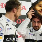 Fernando Alonso tiene un año más de contrato con Honda, aunque eso no sería un problema para su marcha a Mercedes