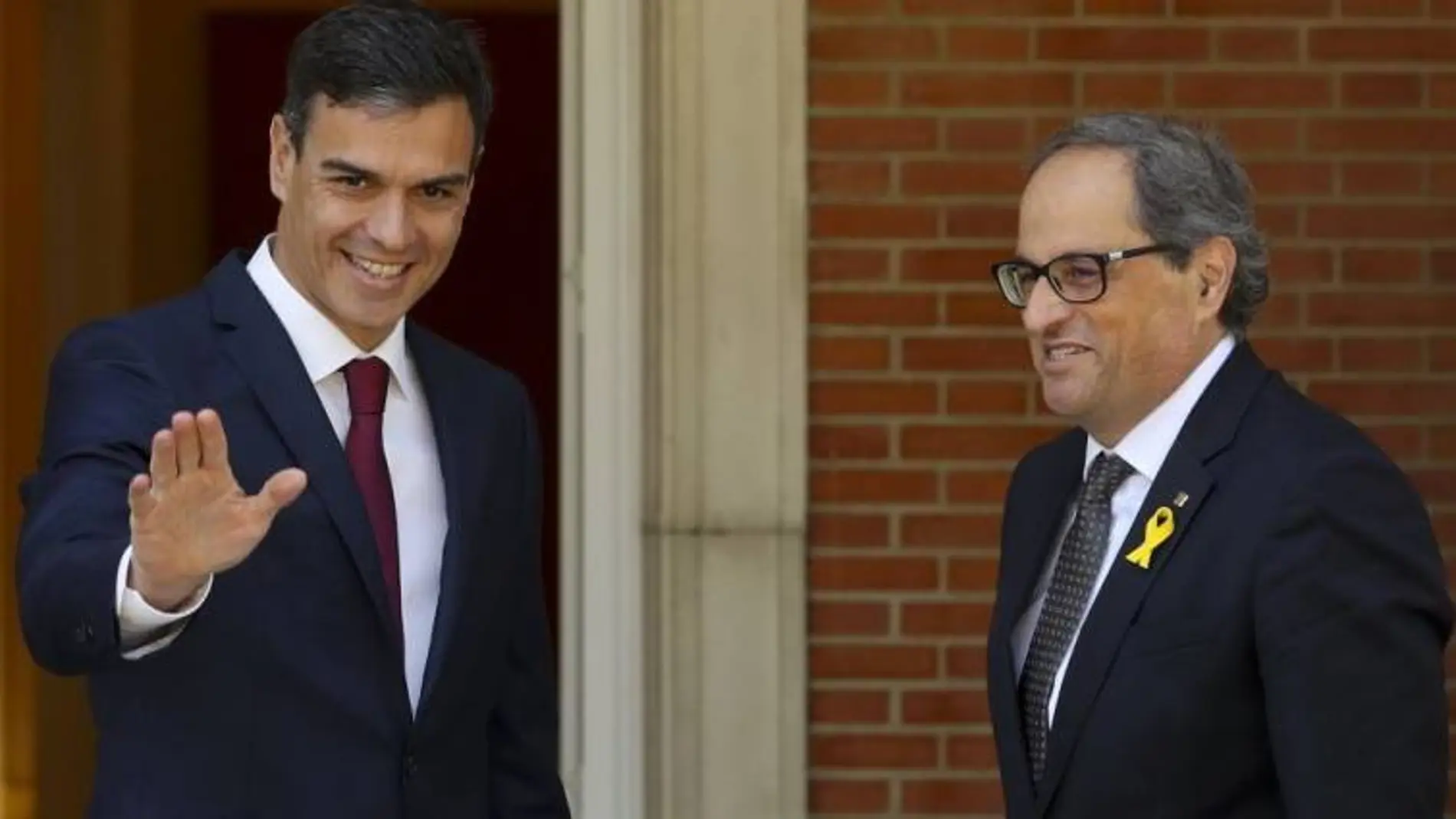 El presidente del Gobierno, Pedro Sánchez, y el presidente de la Generalitat, Quim Torra, en una imagen de archivo / Efe