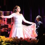 Isabel Pantoja durante el concierto de su gira 'Hasta que se apague el sol' en Sevilla.