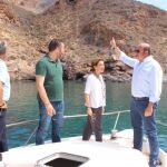 El presidente de la Comunidad, Pedro Antonio Sánchez, ayer en su visita a la reserva de Cabo Tiñoso