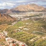 La Sierra de Orihuela se extiende del límite meridional de Alicante hasta el extremo oriental de la provincia de Murcia