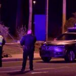 Intervención policial en el lugar del accidente. Imagen tomada de la cadena de televisión abc15