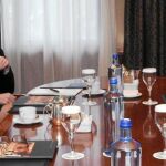 SEBASTIAN COE, CON MADRID 2020. La alcaldesa de Madrid se reunió ayer con el ex atleta Sebastian Coe, que presidió tanto la candidatura como el comité organizador de Londres 2012. De cara a la candidatura de Madrid 2020 Coe insistió en que lo más importante de los Juegos es saber «para qué, cuáles son los avances duraderos que se quieren lograr».