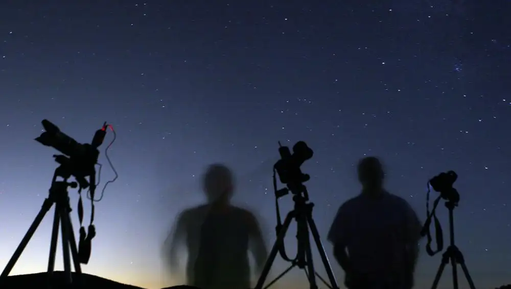 Las perseidas podrían alcanzar este año los 500 meteoros por hora.