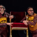 Escena de «Crimen y telón», de la compañía Ron Lalá, obra con la que arranca hoy la programación principal del festival