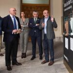 El presidente de la Diputación, Jesús Julio Carnero, y el alcalde de Talavera de la Reina, Jaime Ramos, inauguran la exposición Talavera Somos Cerámica
