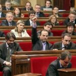 El Parlamento catalán vincula la declaración de soberanía suspendida temporalmente por el TC con el ejercicio de la "libertad de expresión"y del "pluralismo político.