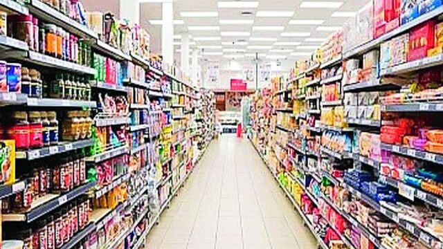 El detenido llegó a robar botines de 500 euros en sus atracos a los supermercados.