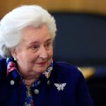 Pilar de Borbón: «Le pediré a doña Letizia que nos done ropa»
