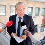Mariano Gredilla, viceconsejero de empleo y Diálogo Social, lamenta que la sequía haya impedido mayor creación de empleo, en este caso en el campo