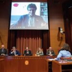Reunión de Quim Torra con los diputados de JxCat y con Carles Puigdemont por videoconferencia ayer en el Parlament