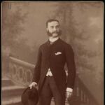 Alfonso XII, hijo de Isabel II, gobernó en España de 1874 a 1885