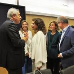 El consejero de Hacienda rechaza que el Gobierno central inicie relaciones bilaterales para acordar una nueva financiación