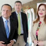 La presidenta de las Cortes, Silvia Clemente, y el del Consejo Consultivo, Mario Amilivia, inauguran la jornada en el Parlamento autonómico /Leticia Pérez/Ical