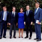 Aznar llama a unir el voto de centro derecha en Casado