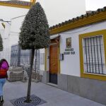 Fachada del hogar Santa Ana de Dos Hermanas, que tenía a su cargo a doce menores y dejó de funcionar a finales de octubre