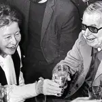 Simone de Beauvoir, junto a Jean Paul Sartre. Giulio Meotti los menciona ambos en su artículo «El 68 de los pedófilos»