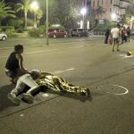 El terrorista env&iacute;o el mensaje minutos antes de que entrara en el paseo mar&iacute;timo de la ciudad con un cami&oacute;n y arrollara a decenas de personas, provocando 84 muertos.