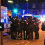 Imagen de archivo de policías armados en Manchester