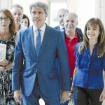 Garrido sube el sueldo a 40.000 funcionarios de la Comunidad