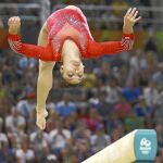 Una disciplina complicada es la barra de equilibrios femenina
