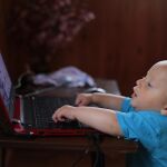 Los tres conocimientos que todo niño necesitará cuando sea mayor y que no aprende en el colegio