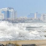 La zona urbanizada de Empuriabrava queda fuera de la ley pero no así los canales, que se consideran de dominio público