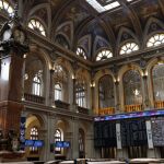 El Ibex perdió el soporte de los 9.600 puntos por primera vez desde el mes de mayo / Efe