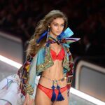 La modelo Gigi Hadid en el desfile de Victoria's Secret en 2016