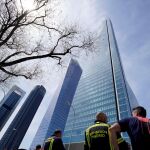 Más de dos mil trabajadores han tenido que abandonar Torre Espacio