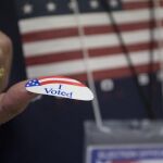 El voto anticipado en EE UU supera ya al de 2012 con 34 millones de papeletas depositadas