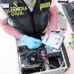 La operación conjunta entre Mossos d’Esquadra y Guardia Civil permitió detener a siete personas.