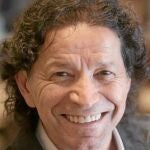 Jorge Zepeda Patterson: «Los personajes deben tener cosas del autor para que sean creíbles»