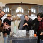 El director de "Errementari (El herrero y el diablo)", Paul Urkijo, junto a algunos de sus protagonistas