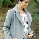 Meghan Markle, en Brinsworth, luciendo su barriga de embarazada