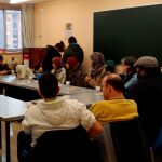 Taller de convivencia multicultural entre los vecinos de diferentes nacionalidades