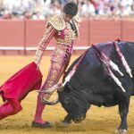 Sebastián Castella, en su faena con la muleta