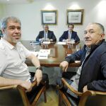 Sordo y Álvarez, junto a los representantes de los empresarios, Rosell y Garamendi
