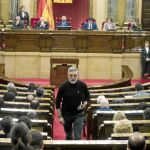 El diputado de la CUP y líder de la formación antisistema, Carles Riera, en un pleno reciente en el Parlament/ Shooting
