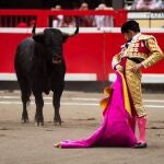 Torero desplante de Alberto Aguilar a un sobrero de El Puerto de San Lorenzo las pasadas Corridas Generales de Bilbao