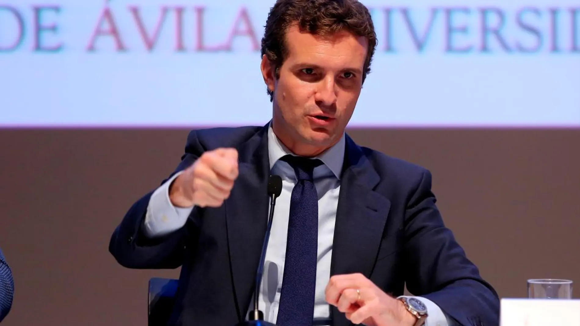 Casado: «El debate acerca de la reforma constitucional es artificial y oculta la incapacidad para resolver los problemas reales»