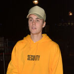 Justin Bieber protagoniza un nuevo encontronazo con sus fans en su último concierto