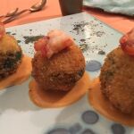 Alcachofas rellenas de pescado y gambas