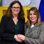 La presidenta de la Junta, Susana Díaz, con la comisaria europea de Comercio, Cecilia Malmström